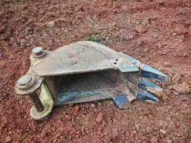 Buy XCMG XE80 Used Excavator / 2 Buy XCMG XE80 Used Excavator / 2