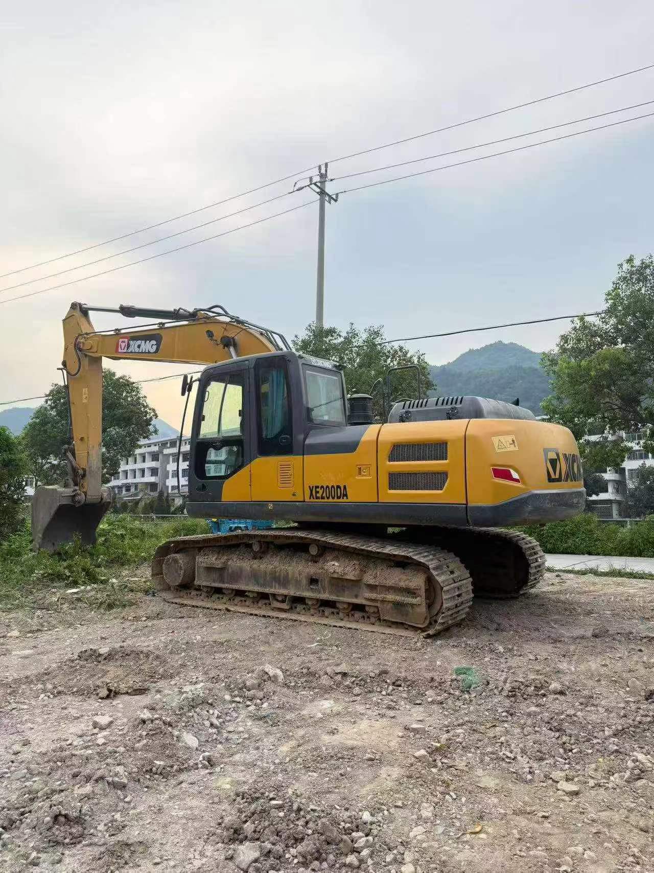 Buy XCMG XE200 Used Excavator / 2
