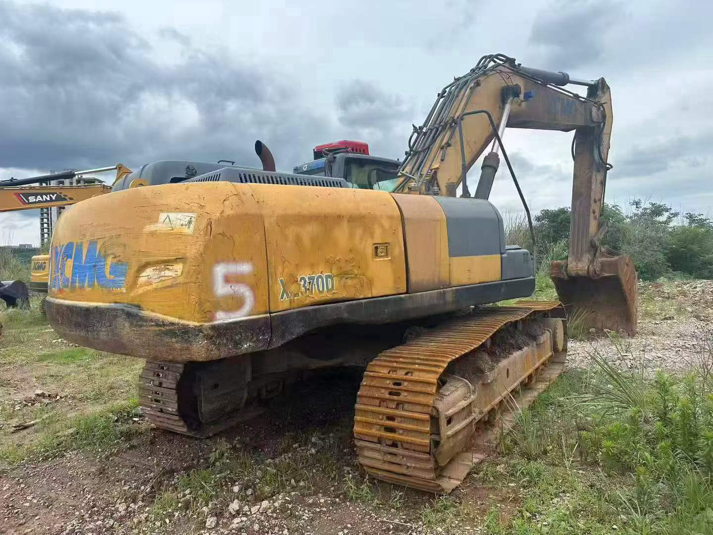 Buy XCMG XE370 Used Excavator / 3