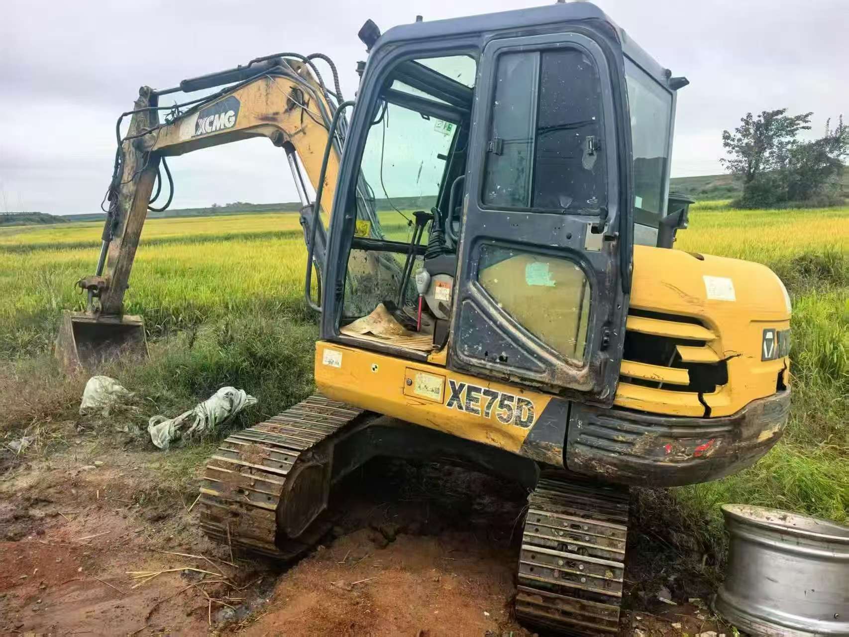 Buy XCMG XE60 Used Excavator / 3