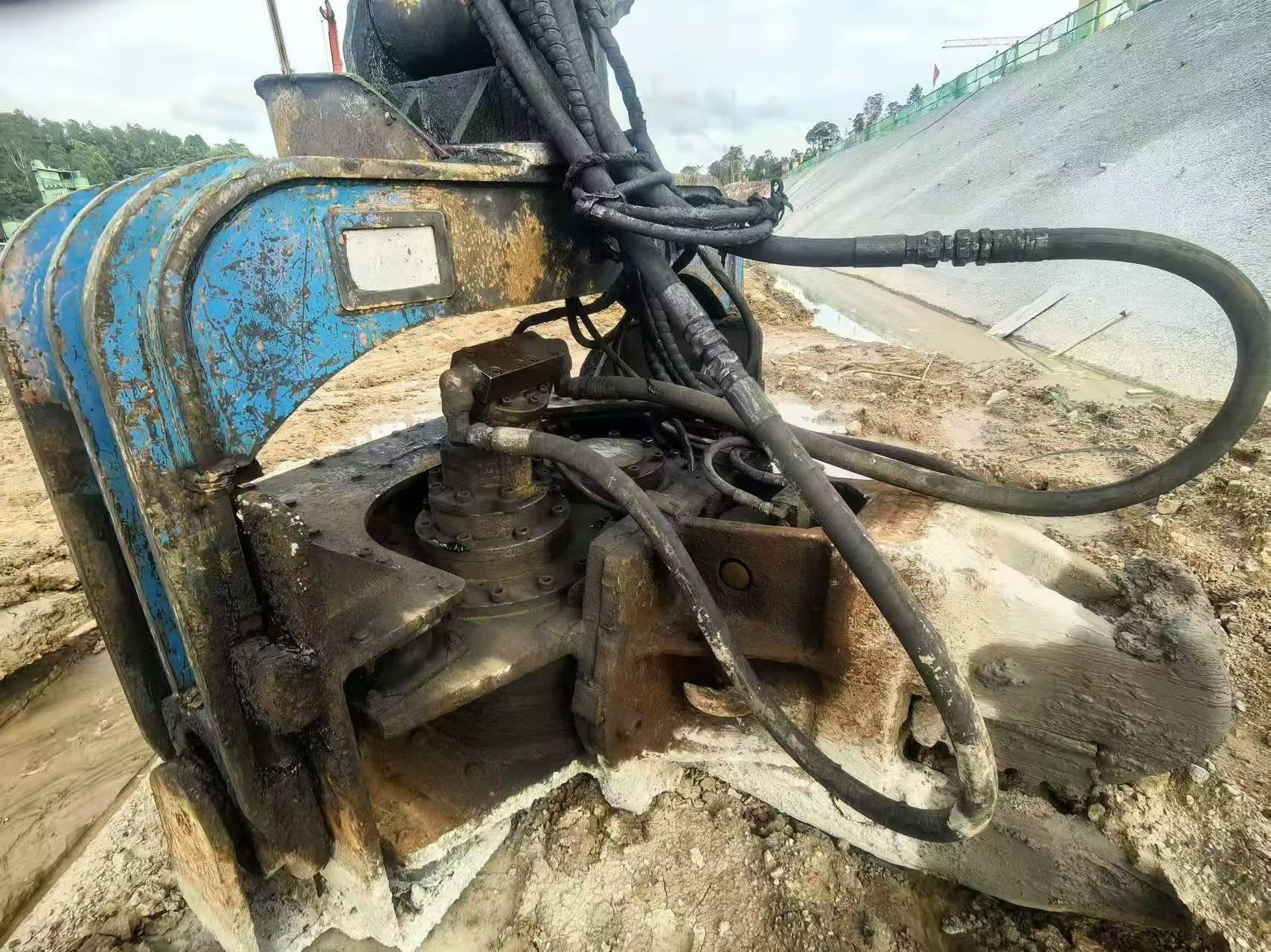 Buy Hitachi ZX450-6 Used Excavator / 5