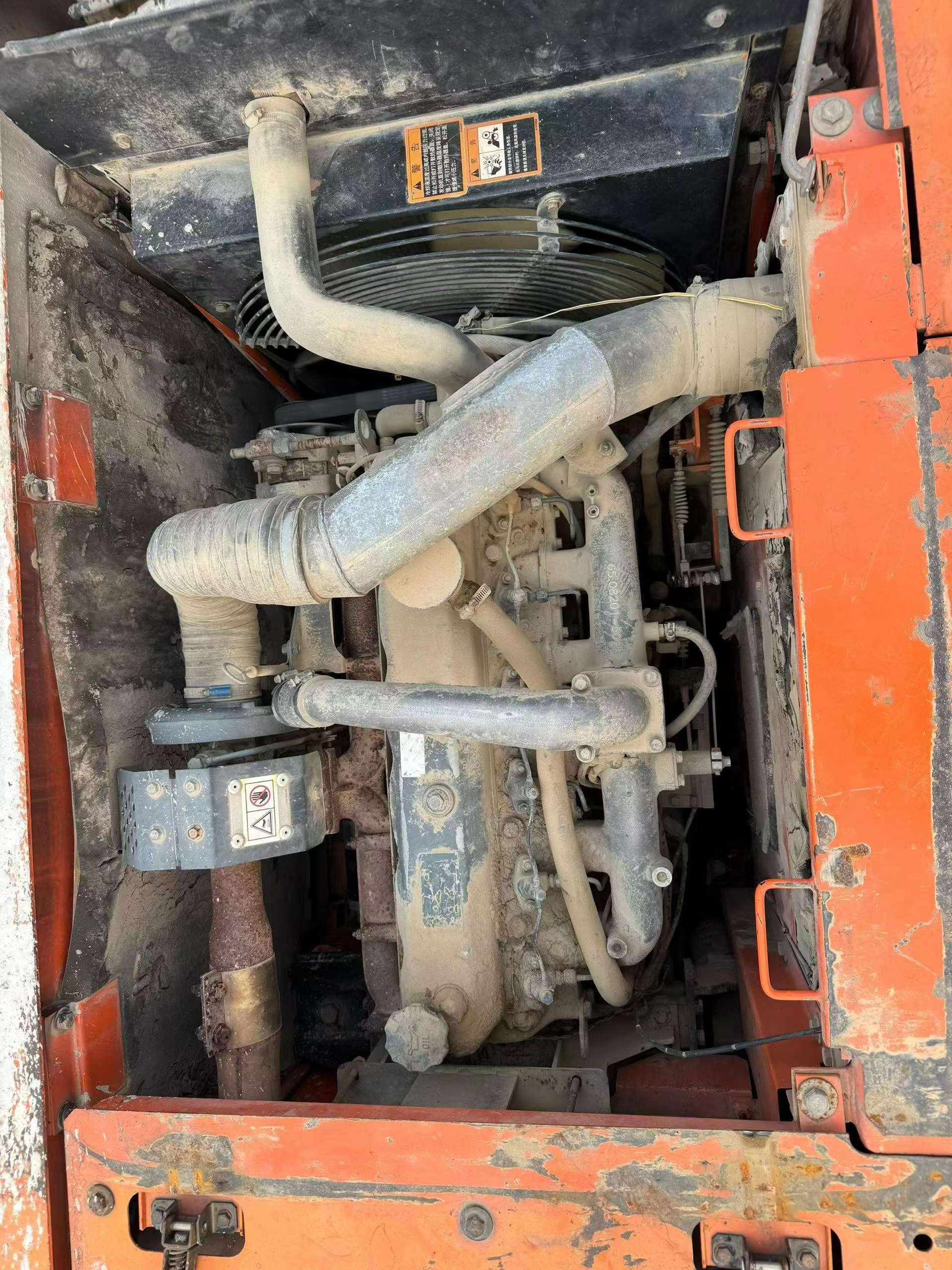 Compre Excavadora Doosan DH150 Usada / 5