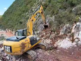 Buy Caterpillar 320D Used Excavator / 2 Buy Caterpillar 320D Used Excavator / 2