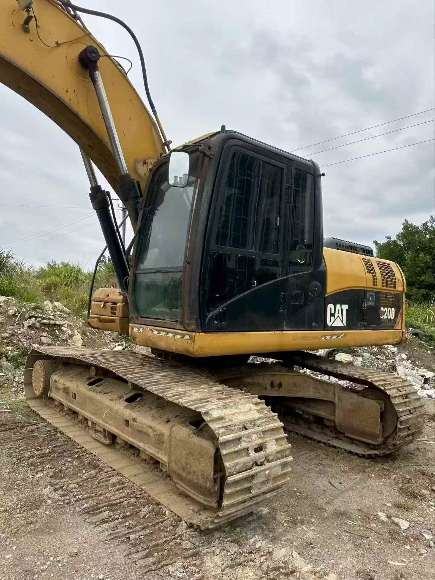 Buy Caterpillar 320D Used Excavator / 2