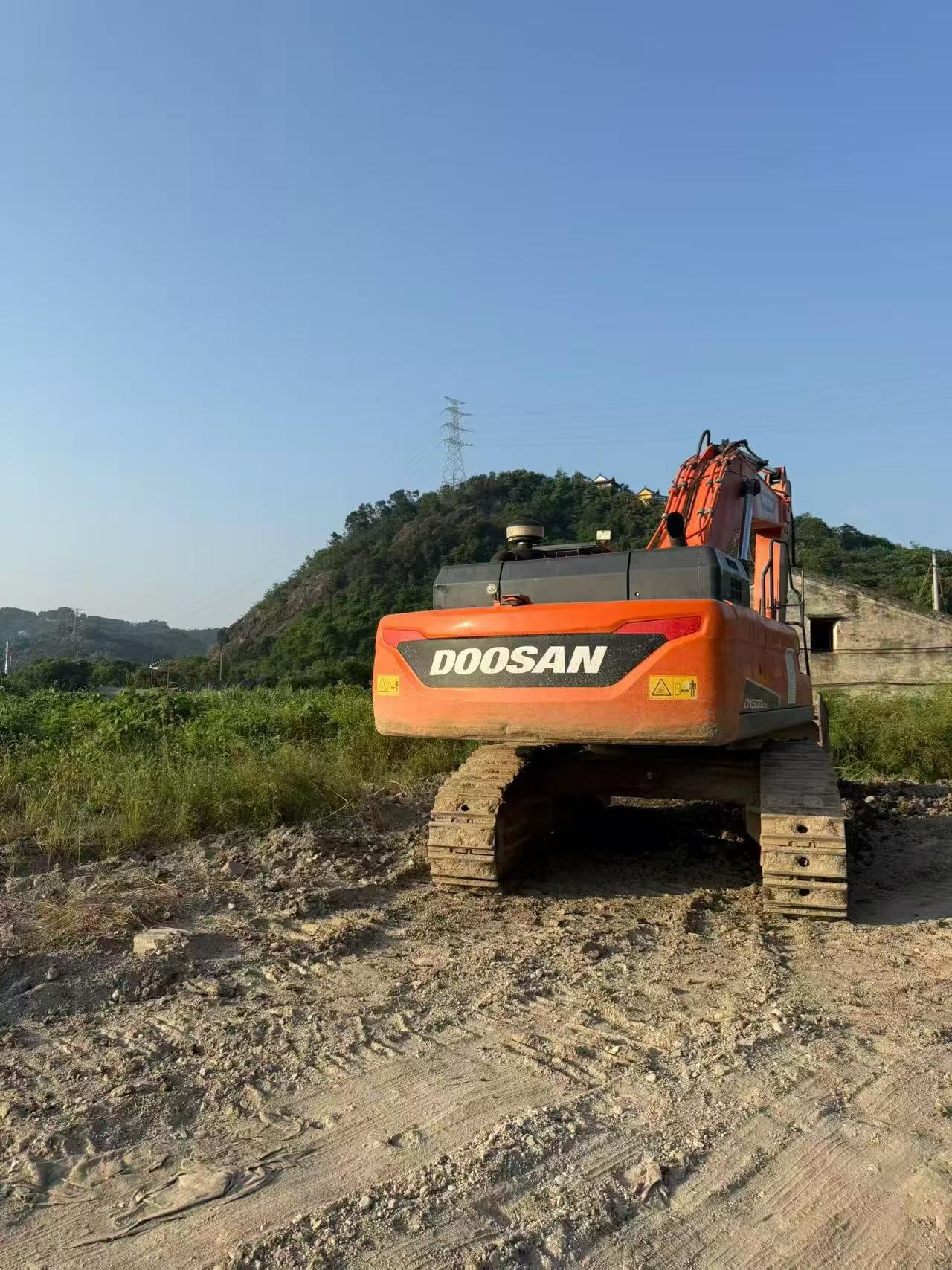 Buy Doosan DH500 Used Excavator / 3