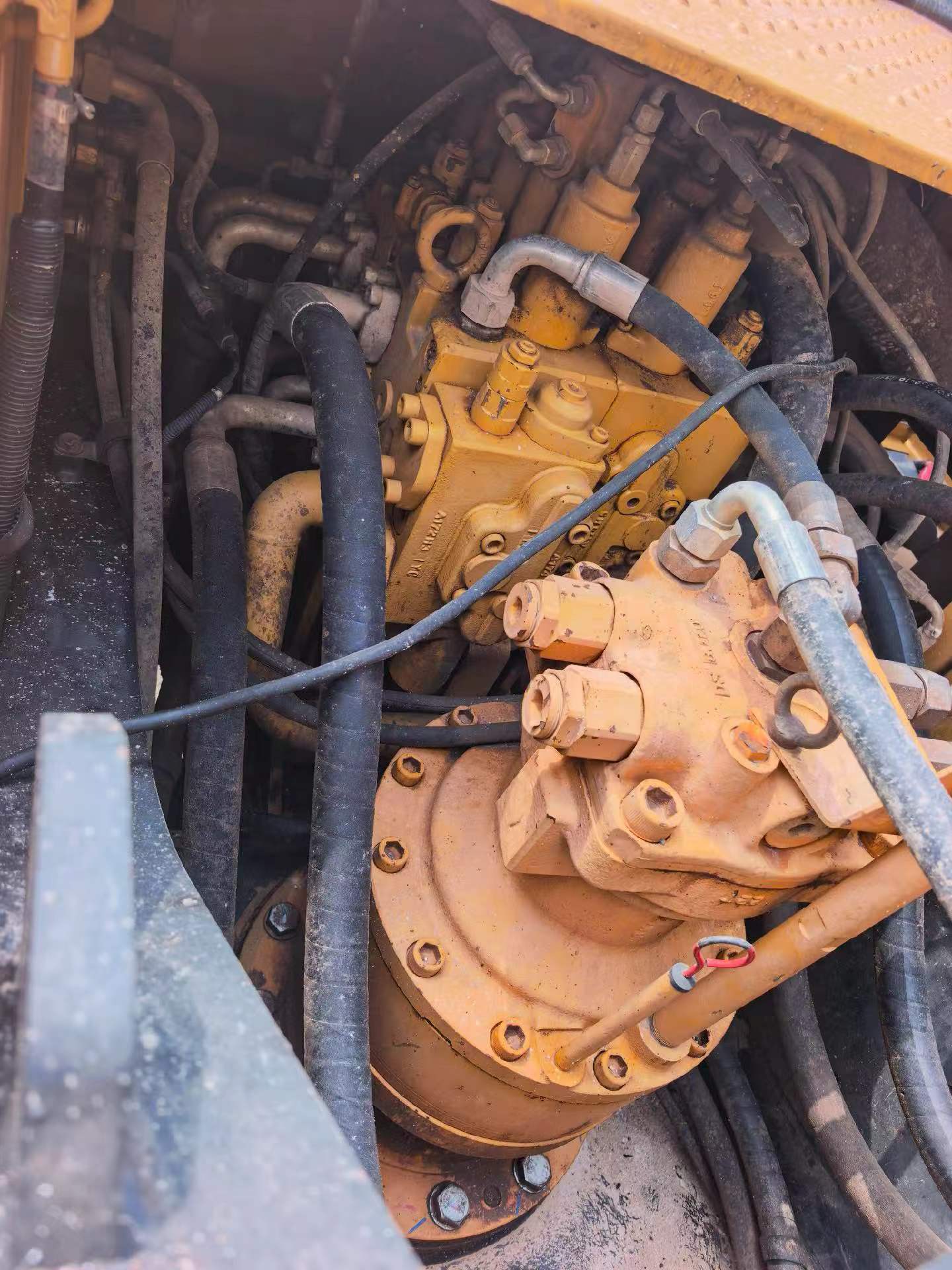 Buy Sany SY205C Used Excavator / 9