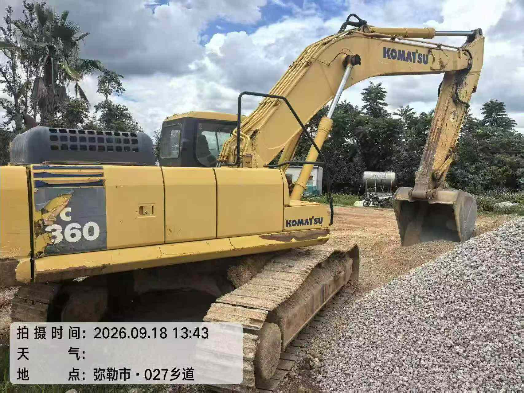 Buy Komatsu PC360-7 Used Excavator / 4