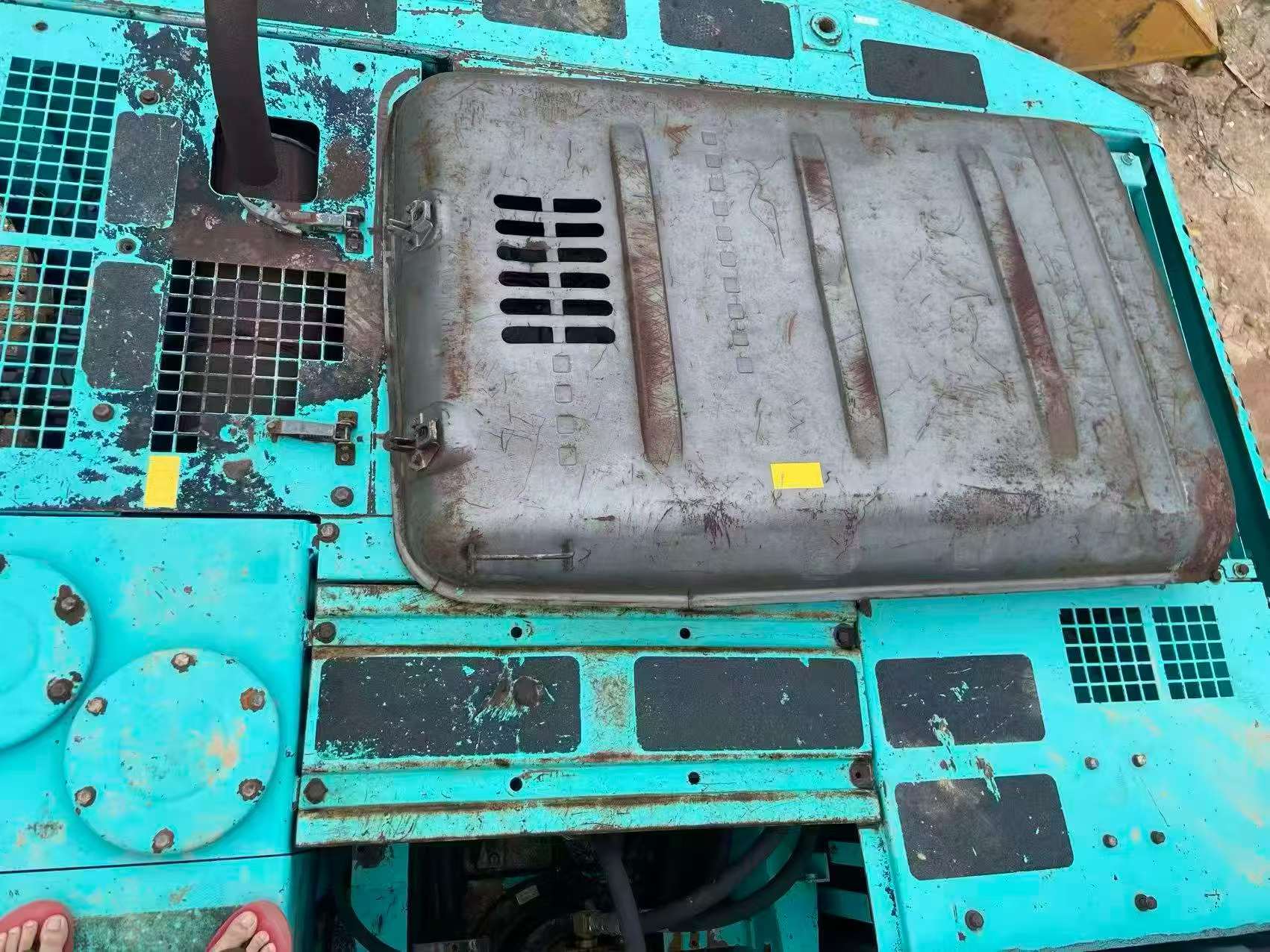 Compre Escavadeira Kobelco SK210-6 Usada / 4