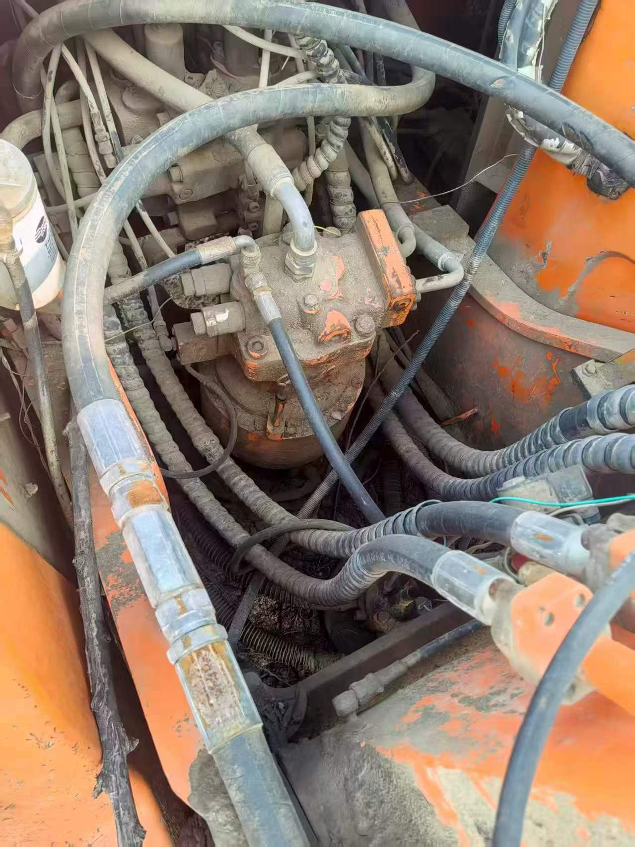 Buy Doosan DH215-7 Used Excavator / 8