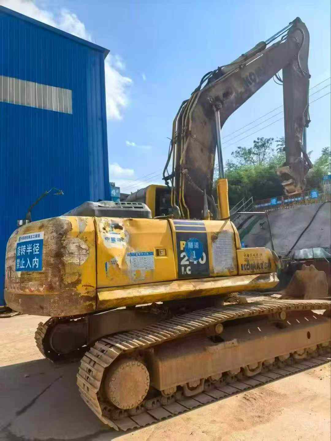 Buy Komatsu PC240-6 Used Excavator / 9