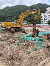 Buy Kato HD2045 Used Excavator / 2 Buy Kato HD2045 Used Excavator / 2