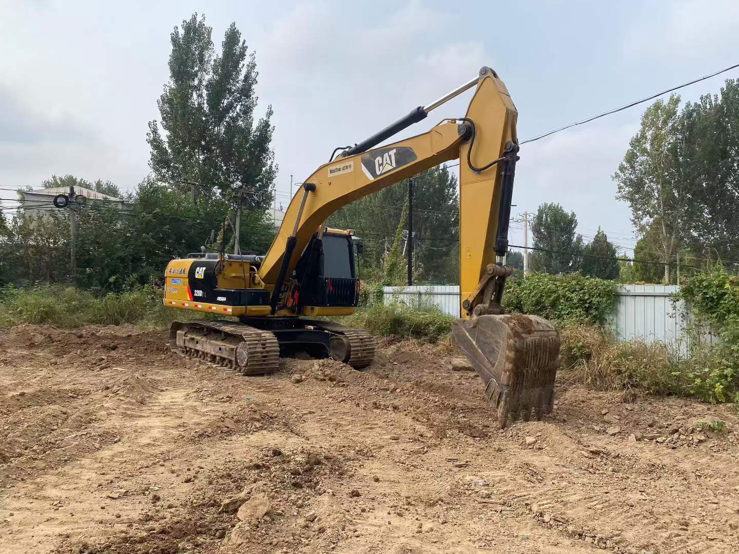 Buy Caterpillar 320D Used Excavator / 3