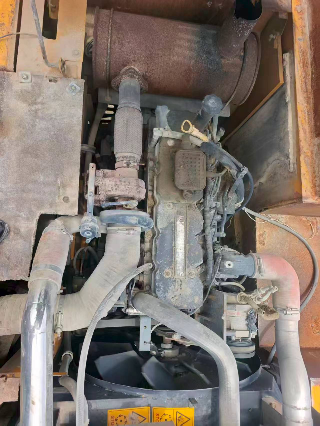 شراء حفارة XCMG XE245D مستعملة / 4