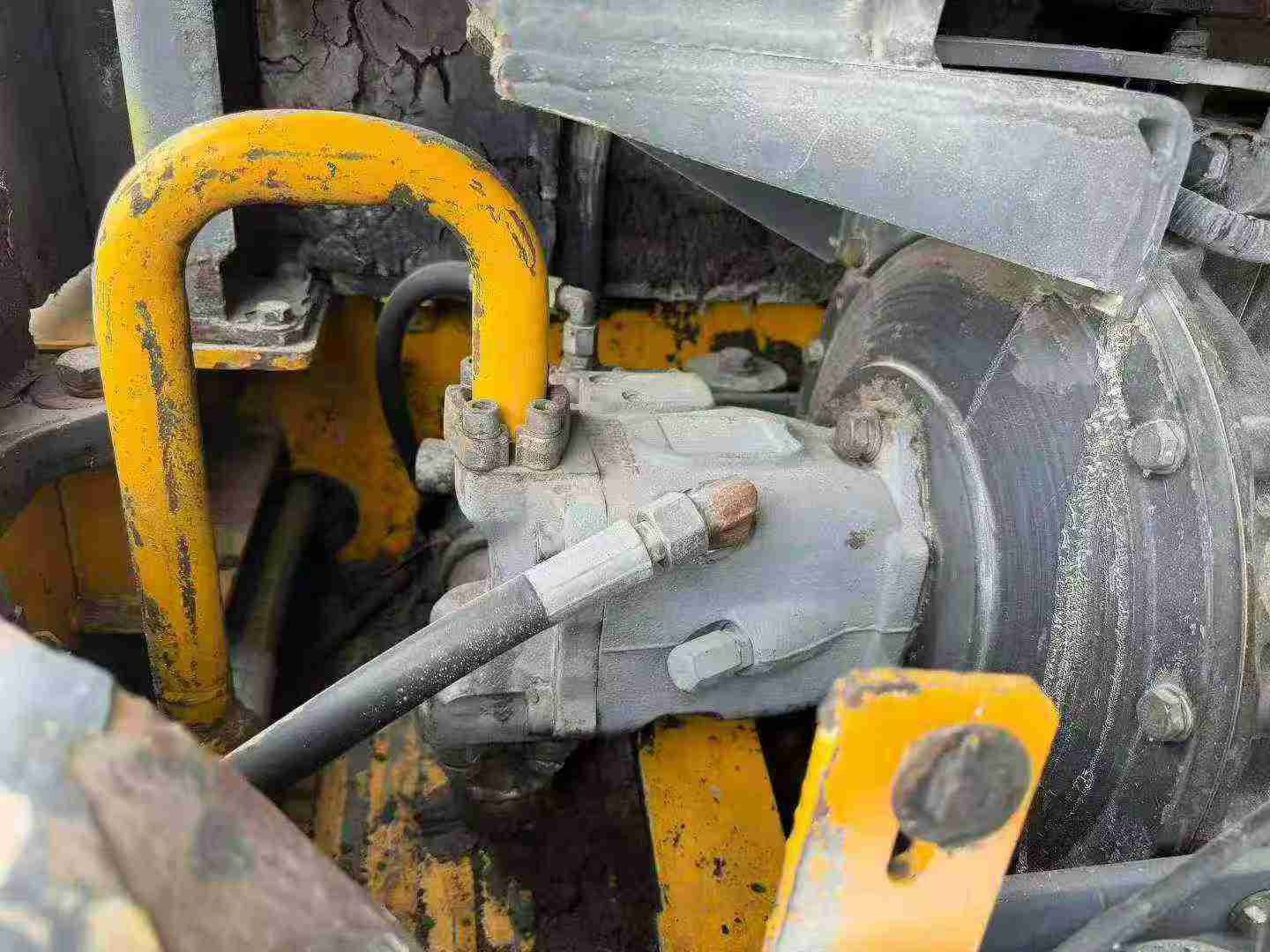 Compre Excavadora XCMG XE65D Usada / 6