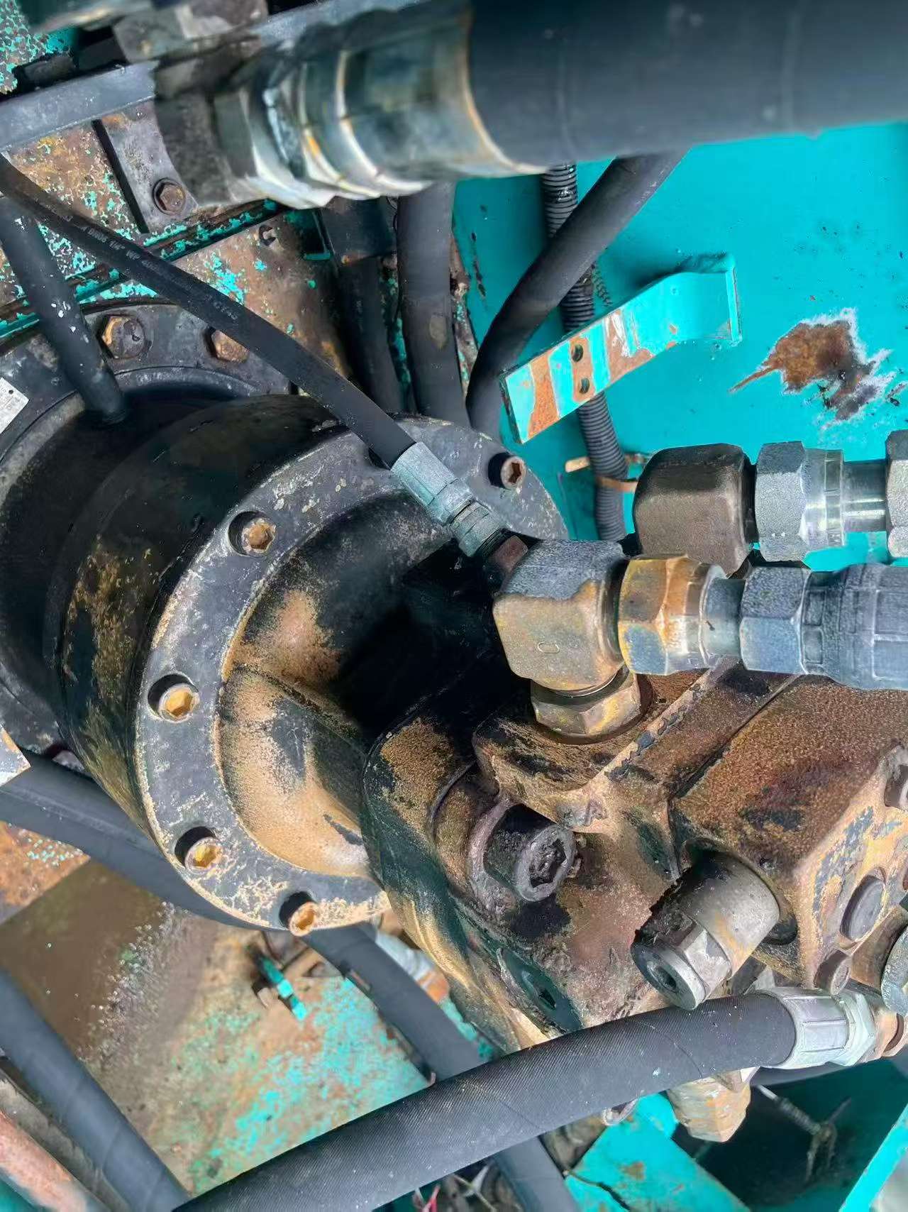 Compre Escavadeira Kobelco SK210-6 Usada / 7