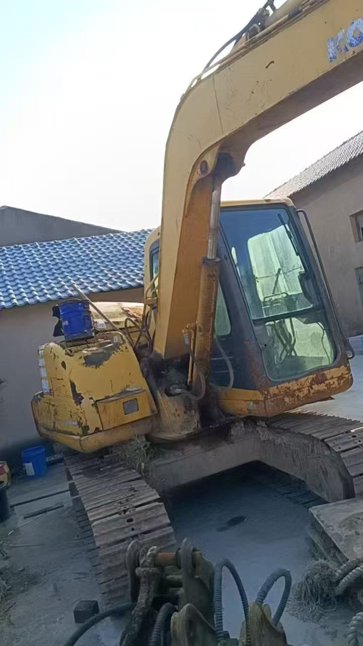 Buy Komatsu PC60-7 Used Excavator / 5