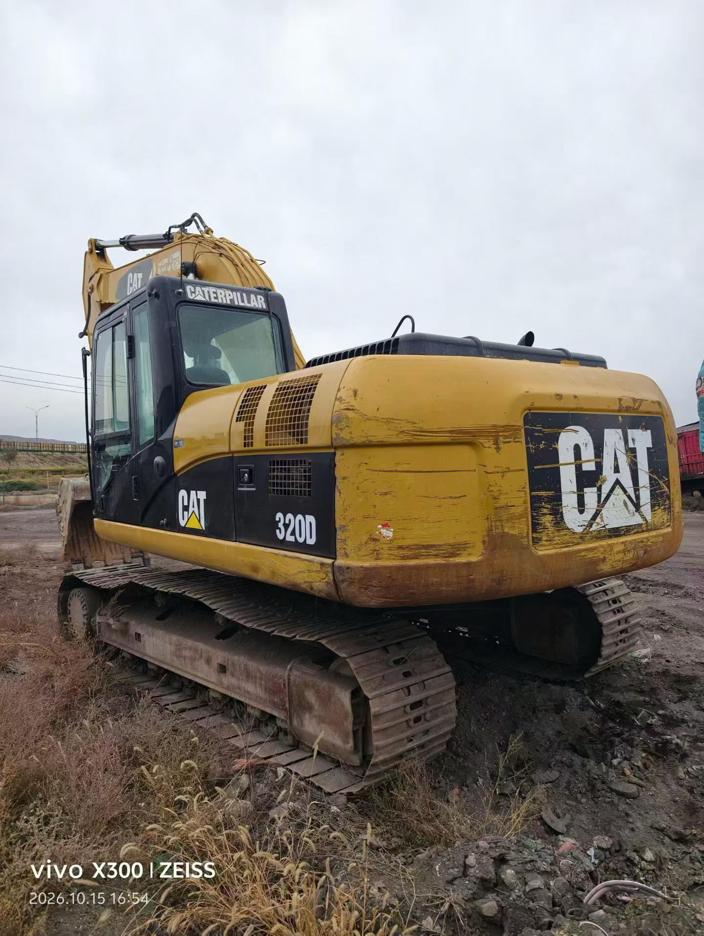 Buy Caterpillar 320A Used Excavator / 2