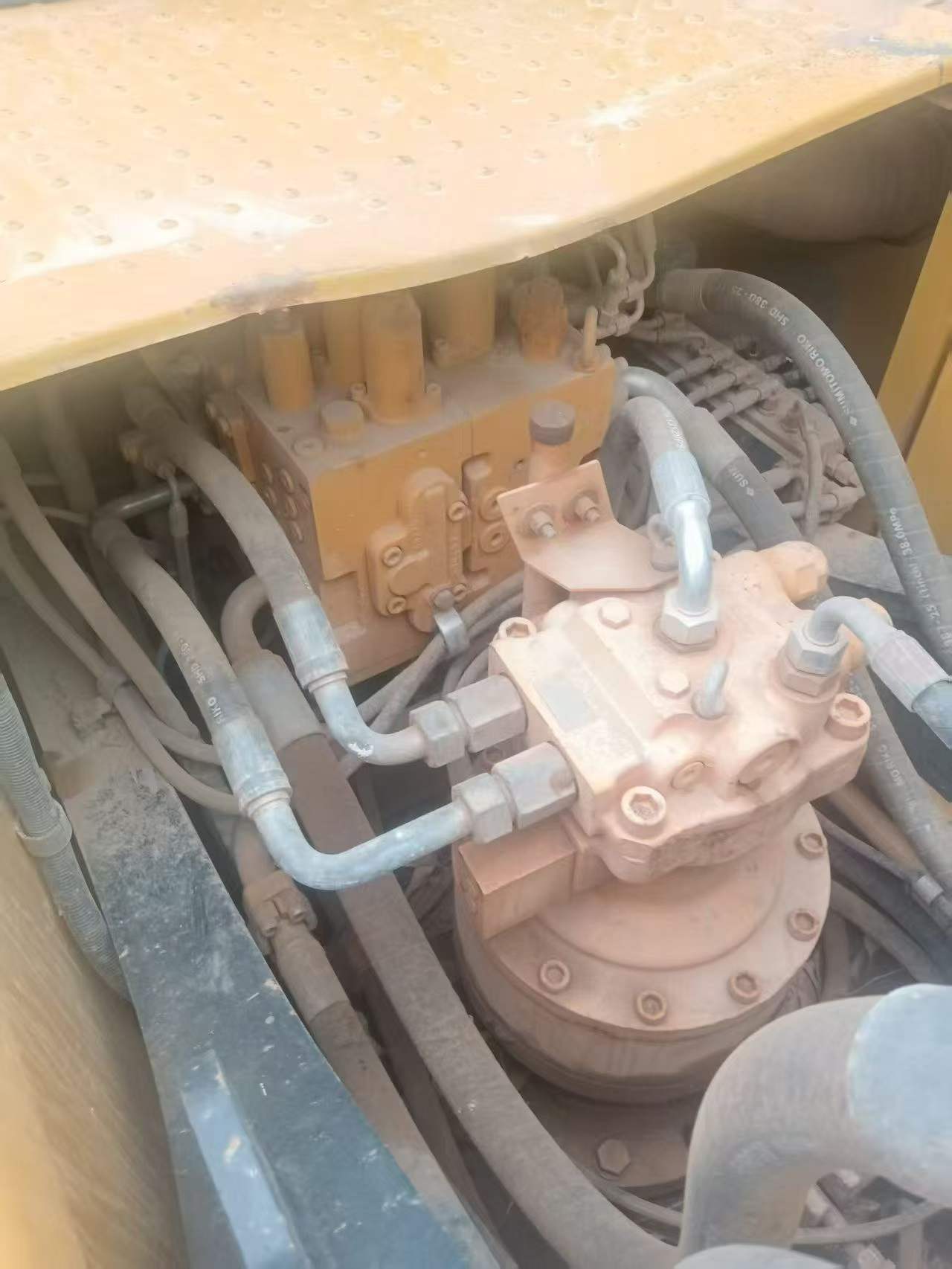 Buy Sany SY215C Used Excavator / 4 Buy Sany SY215C Used Excavator / 4