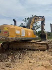 Buy XCMG XE370D Used Excavator / 2 Buy XCMG XE370D Used Excavator / 2