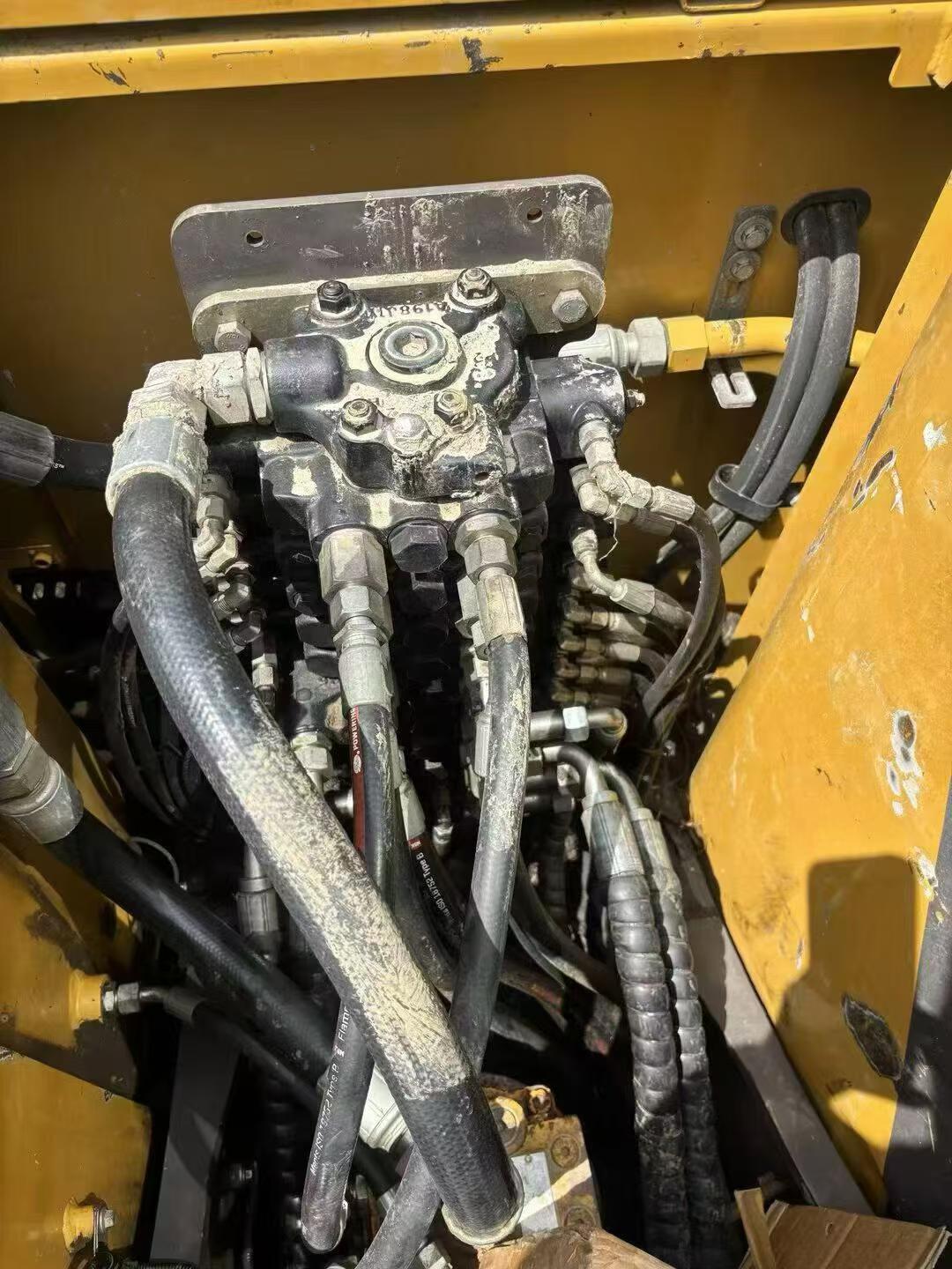 Buy Yanmar Used Excavator / 4
