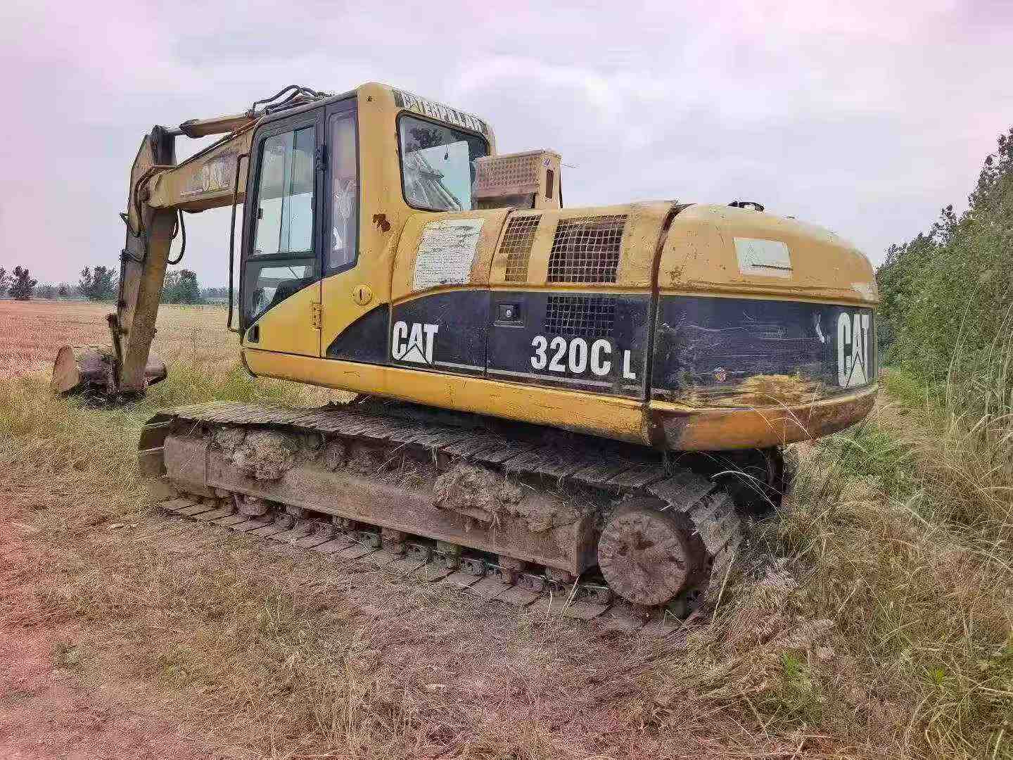 Buy Caterpillar 320CL Used Excavator / 2