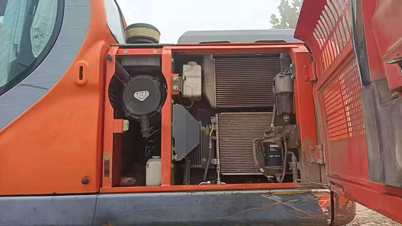 Buy Doosan DH150 Used Excavator / 6