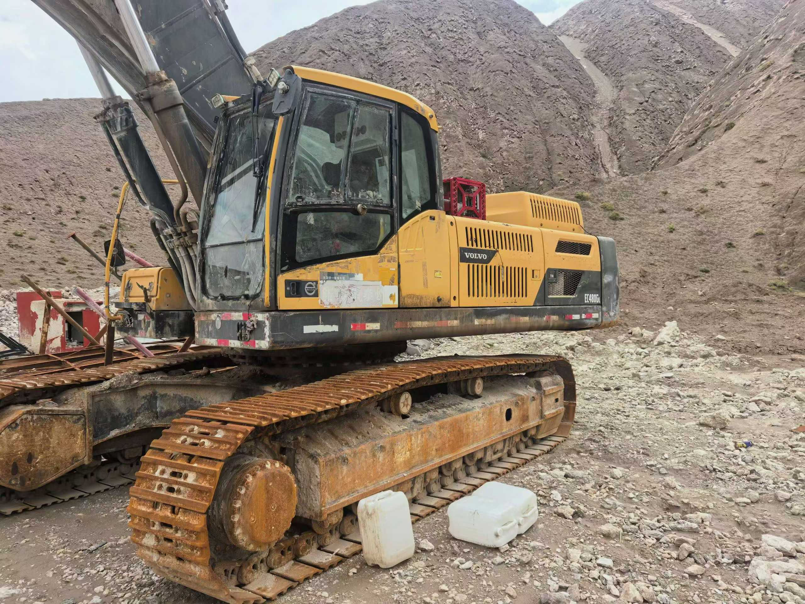 Buy Volvo EC480D Used Excavator / 4