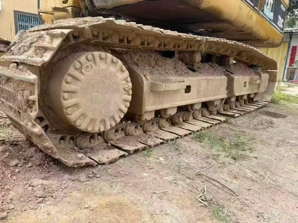 Buy Caterpillar 320C Used Excavator / 3