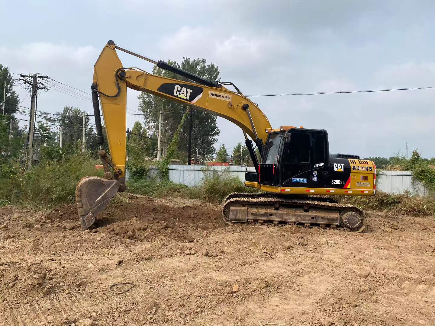 Buy Caterpillar 320D Used Excavator / 6