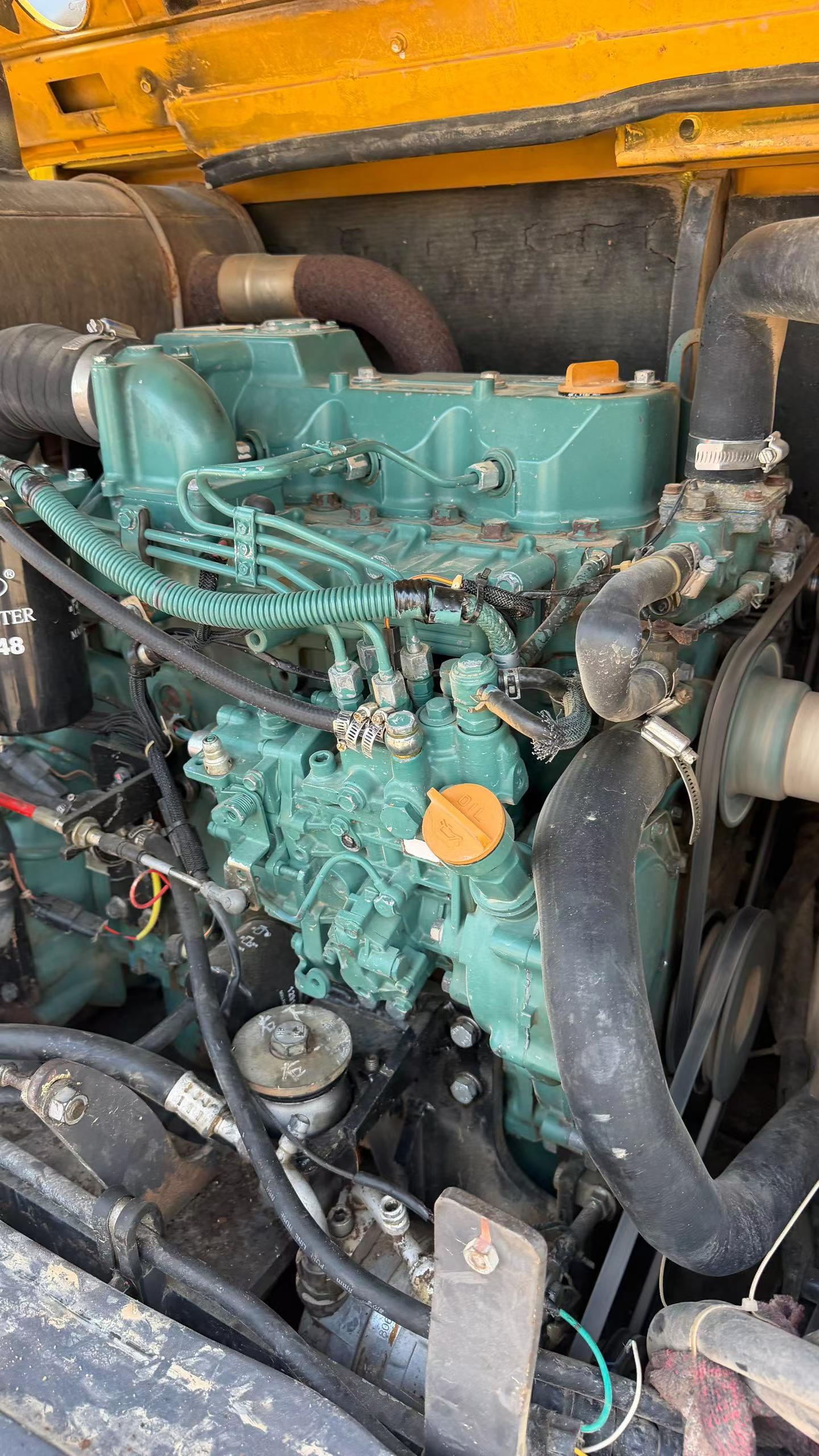 شراء حفارة Volvo EC55 مستعملة / 6