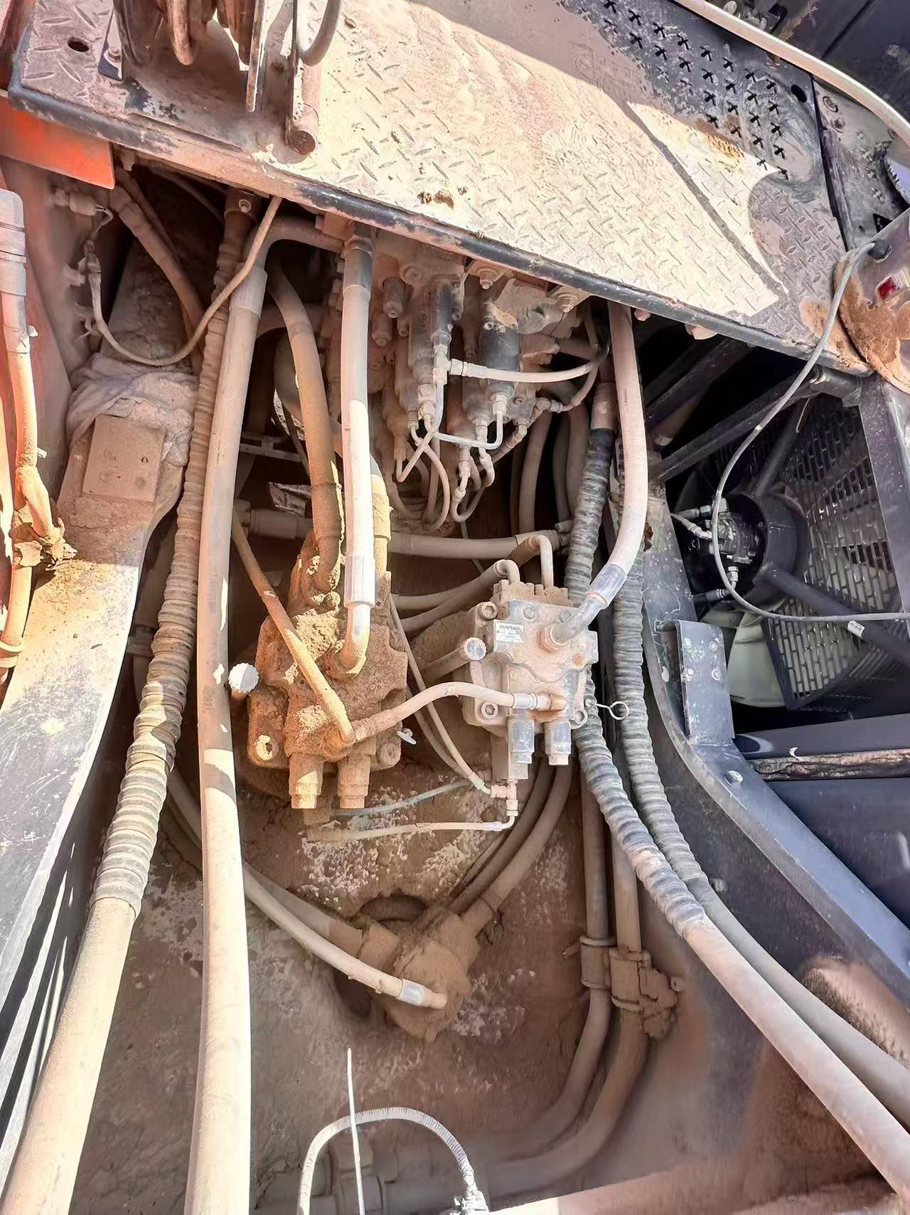 شراء حفارة Doosan DX30Z مستعملة / 6