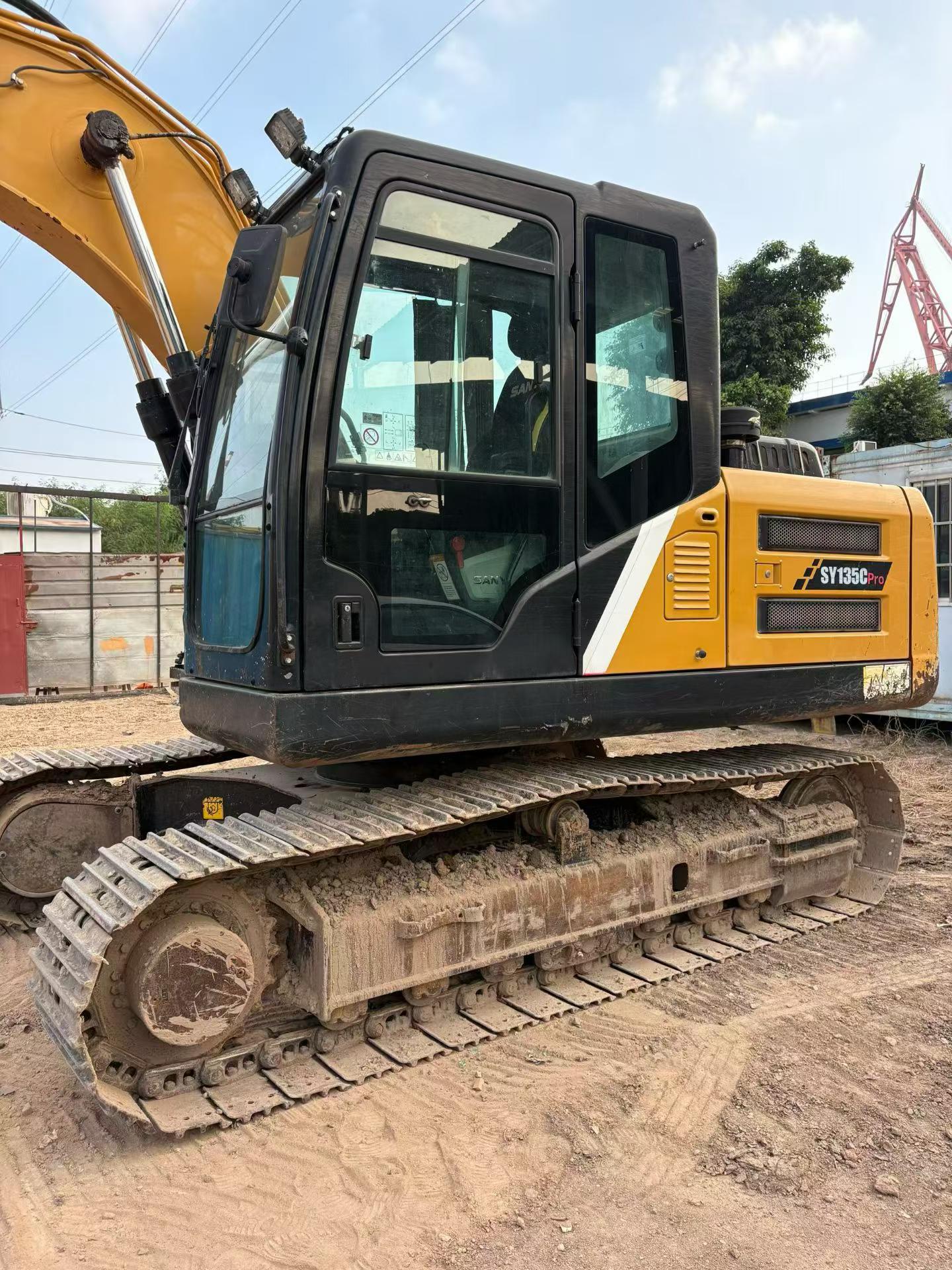 Buy Sany SY135 Used Excavator / 9