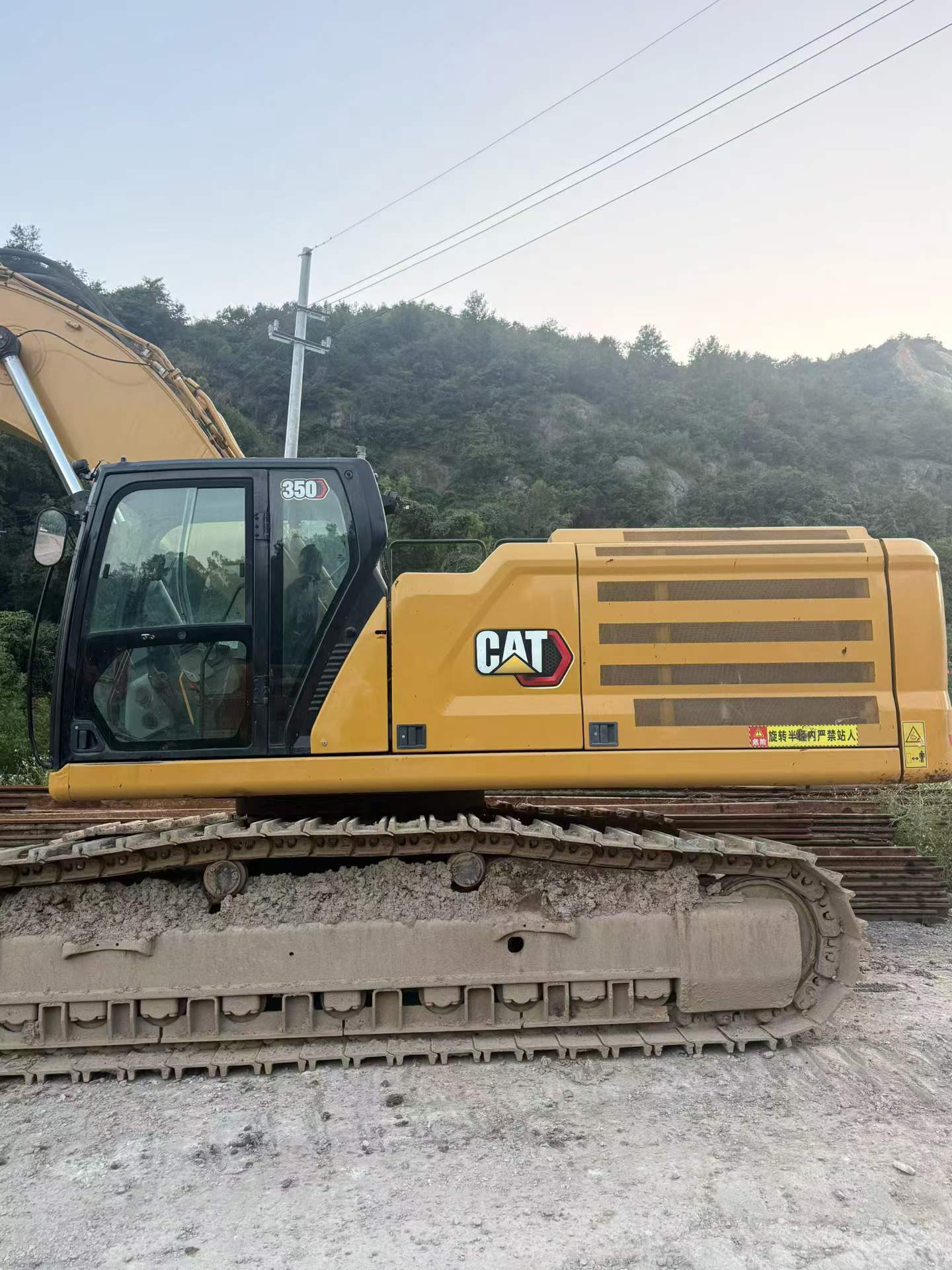 Buy Caterpillar 350L Used Excavator / 2