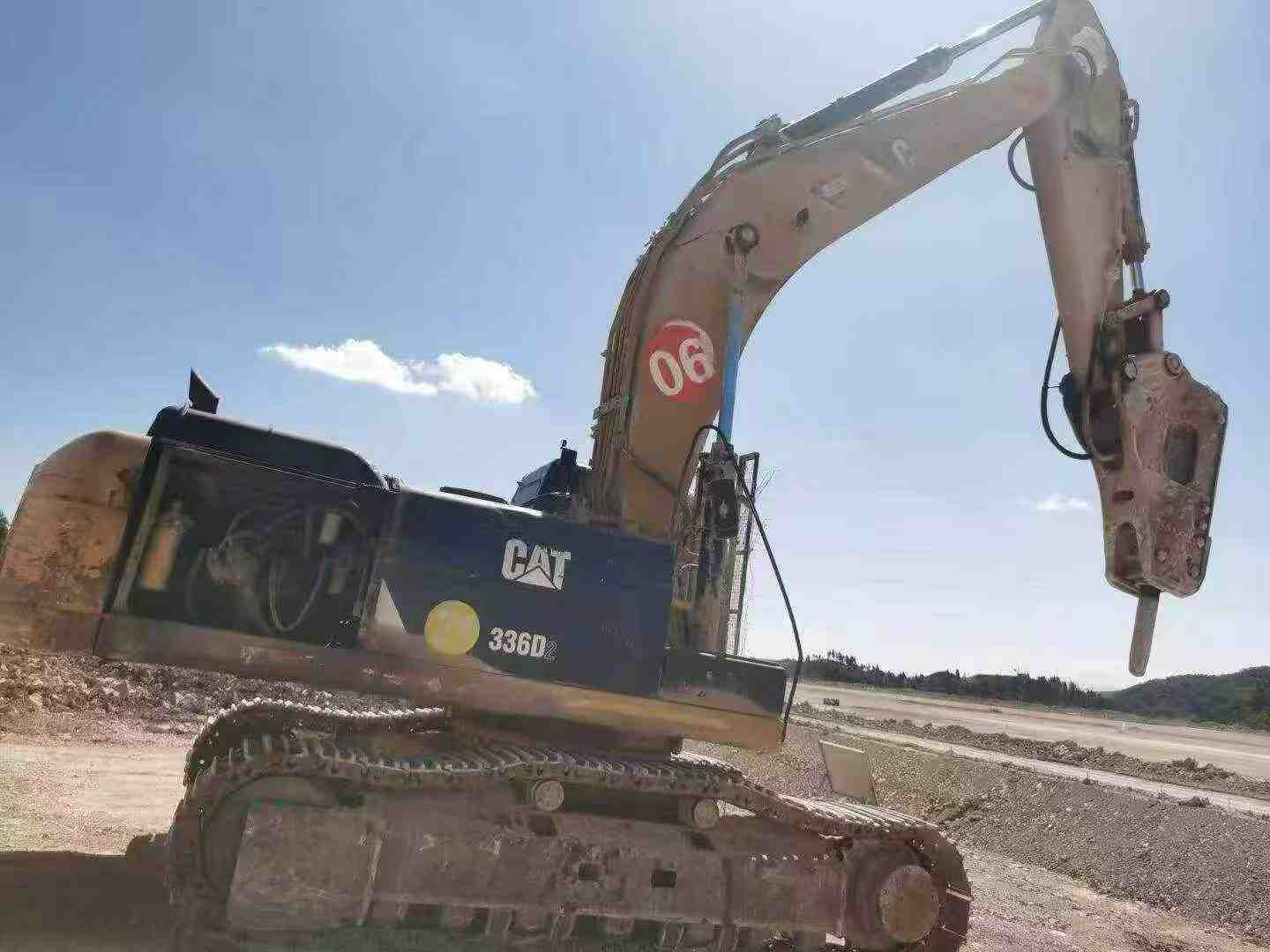 Buy Caterpillar 336E Used Excavator / 2 Buy Caterpillar 336E Used Excavator / 2