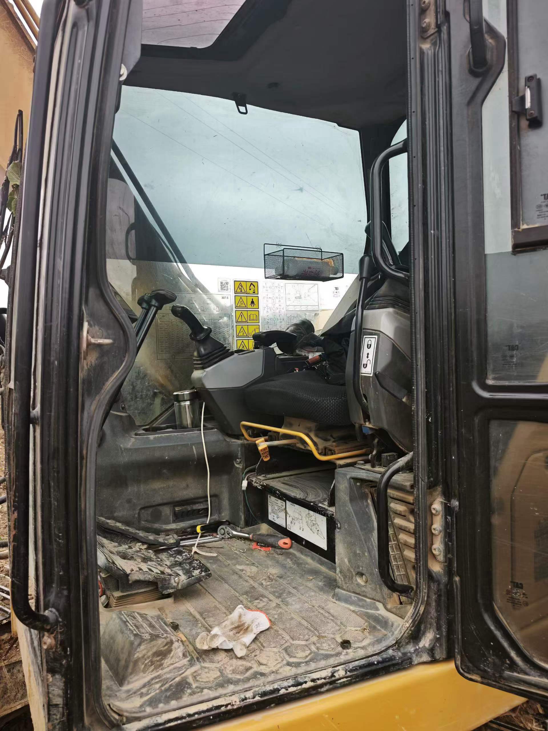 Buy Caterpillar 307B Used Excavator / 5