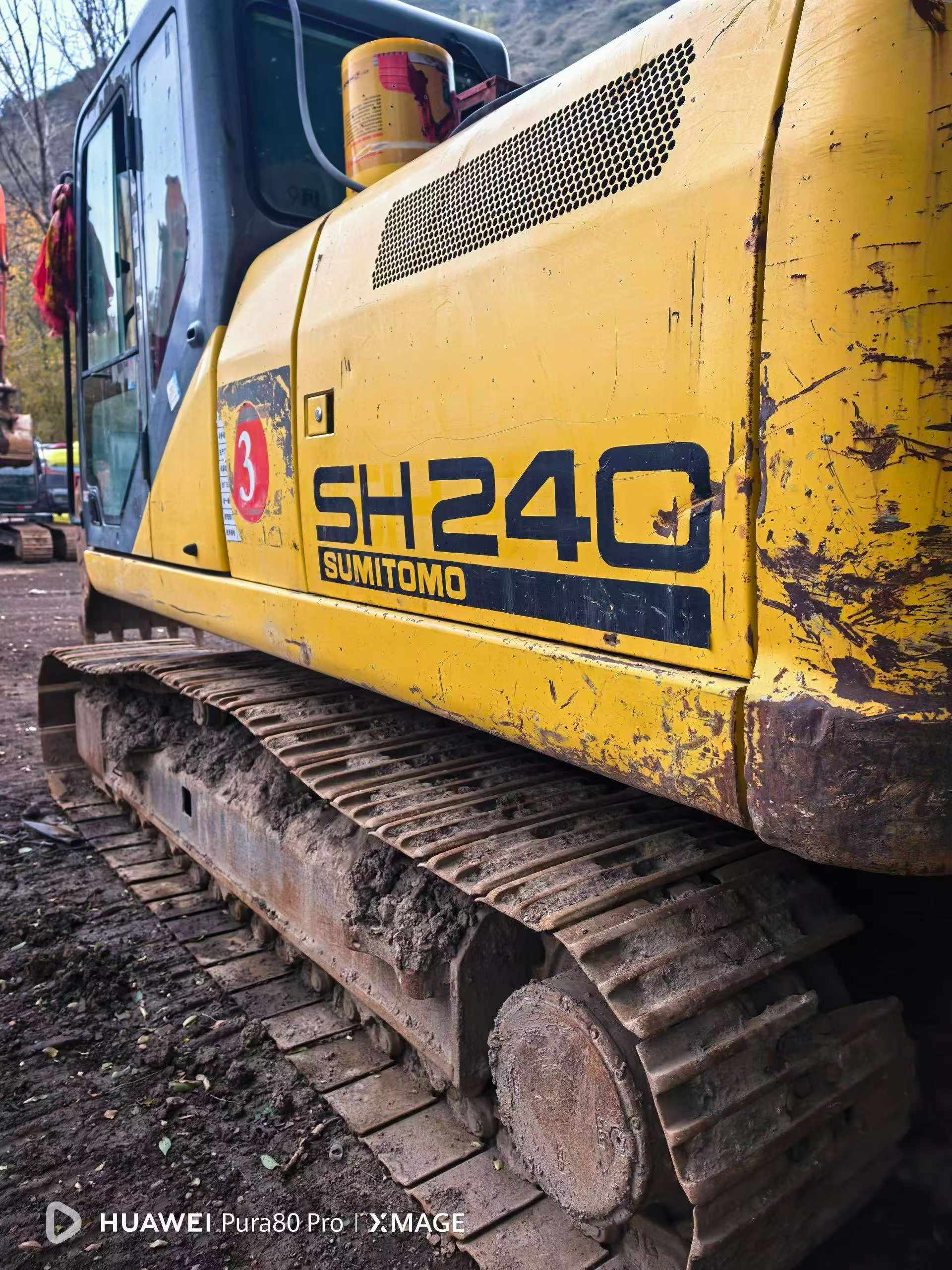 Buy Sumitomo SH210-5 Used Excavator / 3