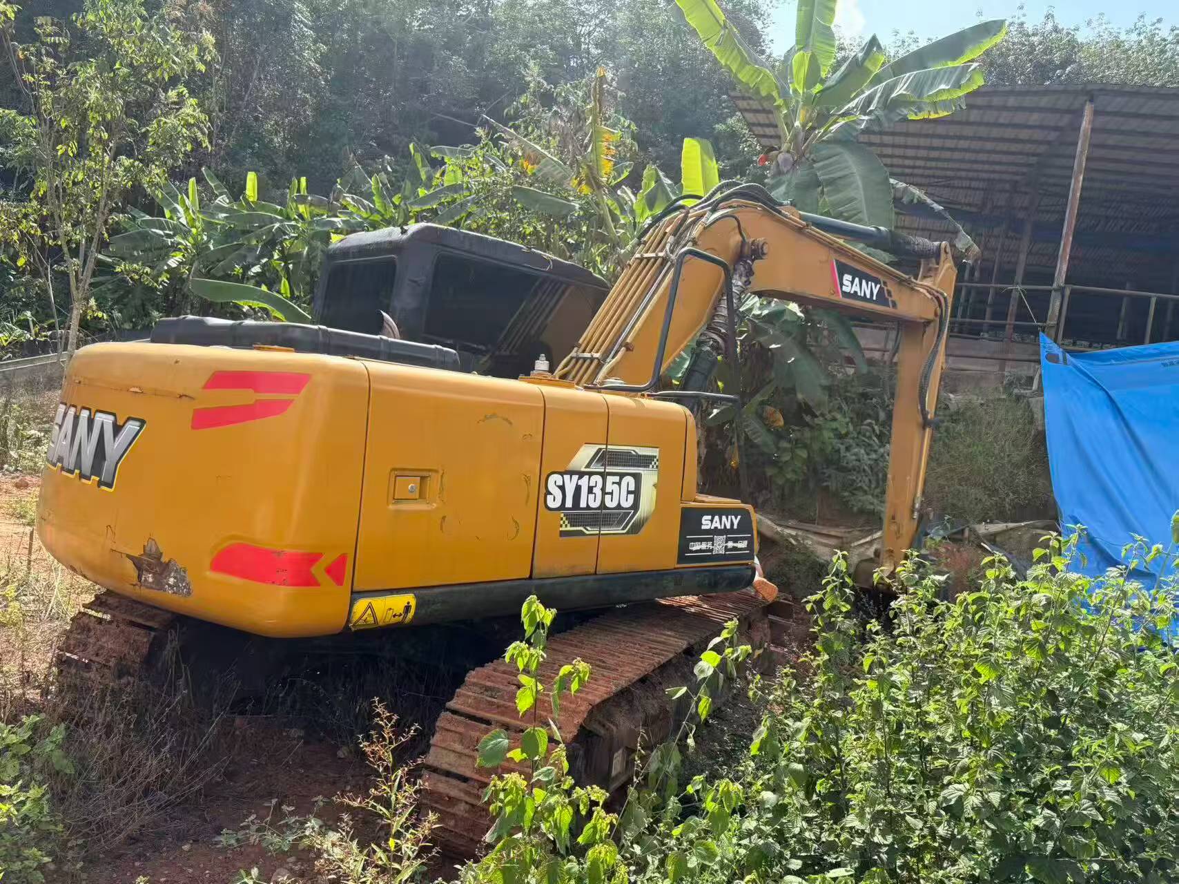 Buy Sany SY135 Used Excavator / 4