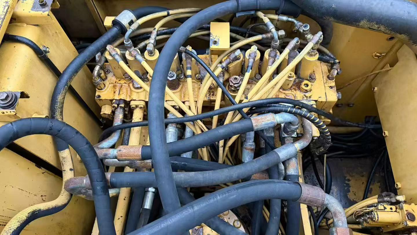 Buy Caterpillar 320C Used Excavator / 3
