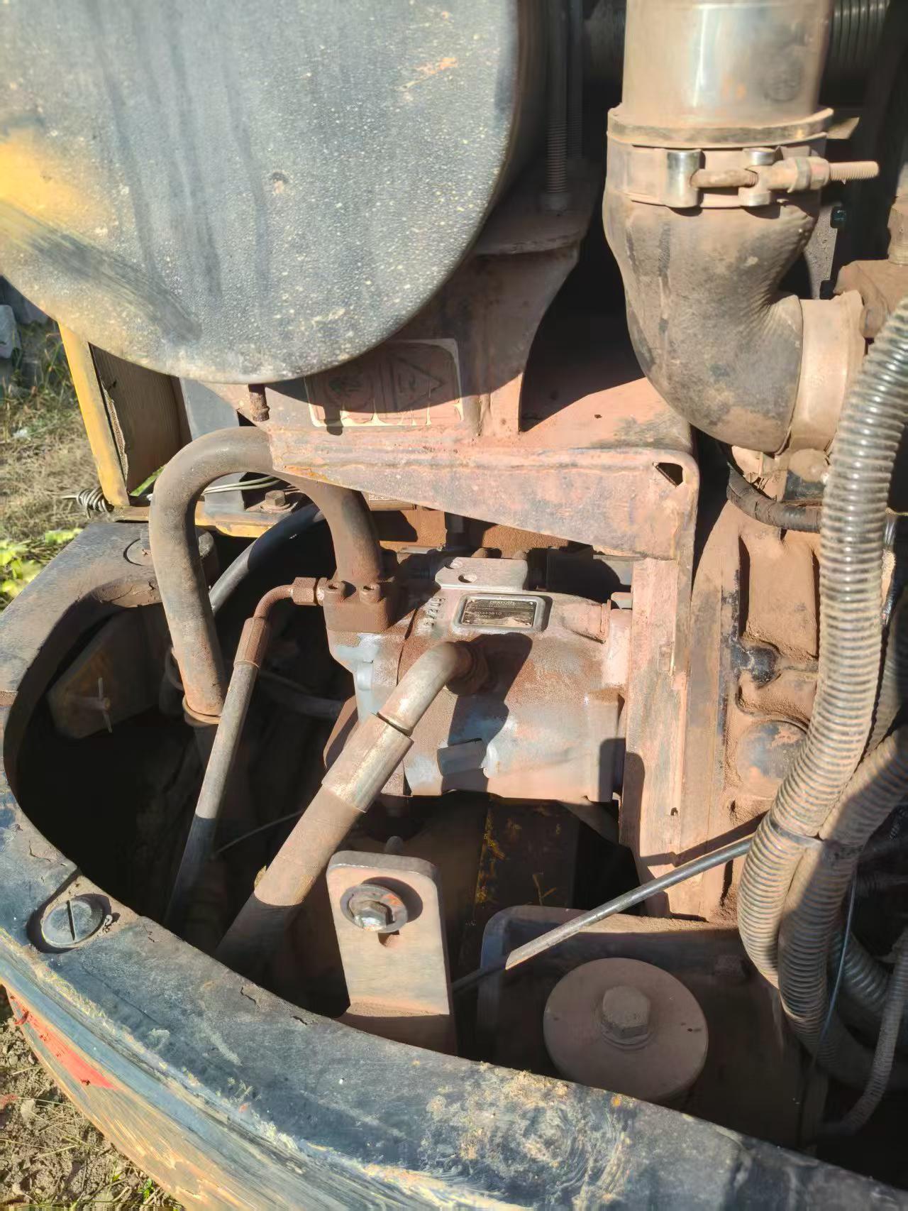 Buy XCMG XE60 Used Excavator / 3