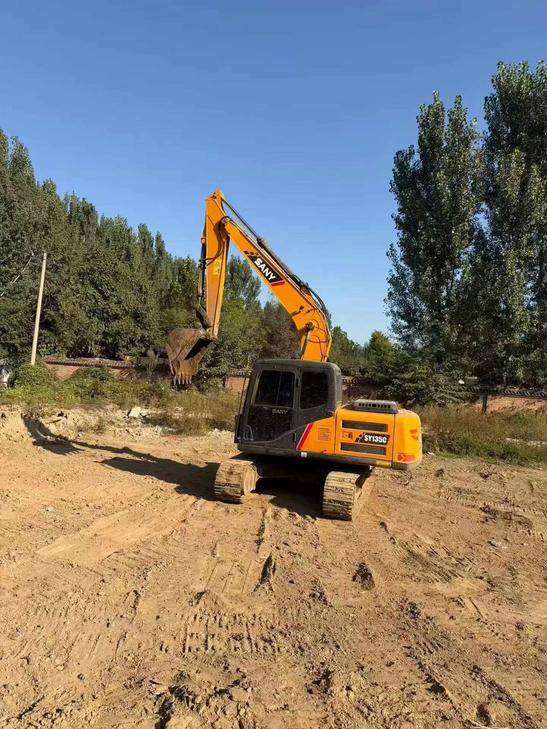 Buy Sany SY135 Used Excavator / 1