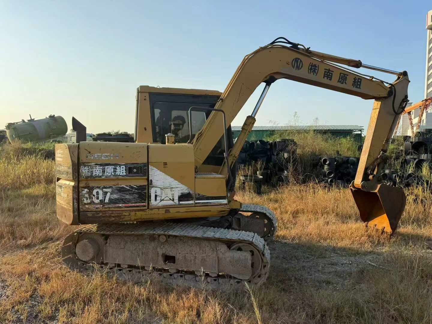 Buy Caterpillar 307B Used Excavator / 2