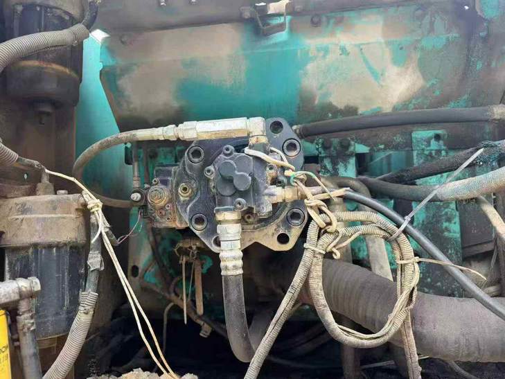 Buy Kobelco SK260 Used Excavator / 1