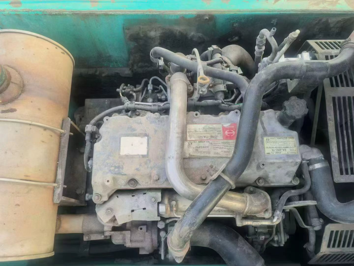 Buy Kobelco SK200-11 Used Excavator / 9
