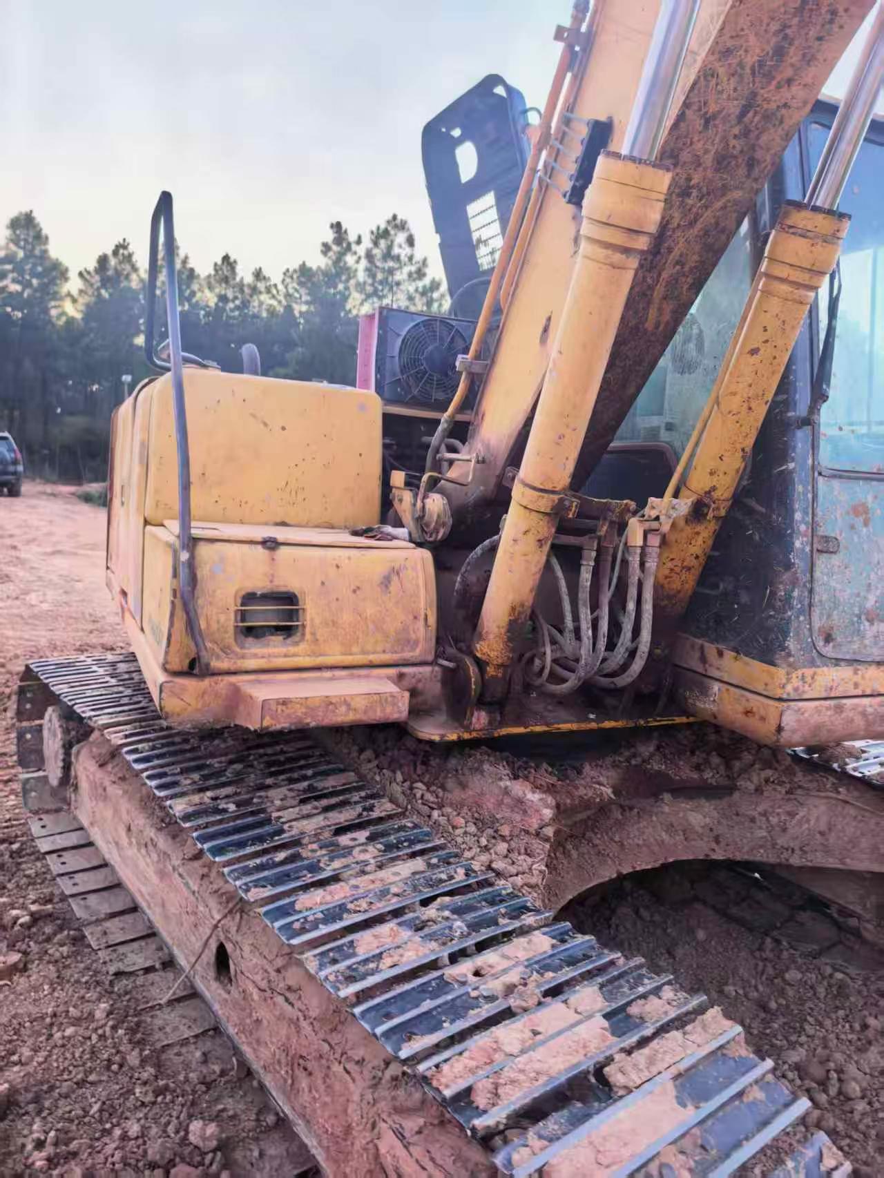 Buy Komatsu PC120-6E Used Excavator / 6