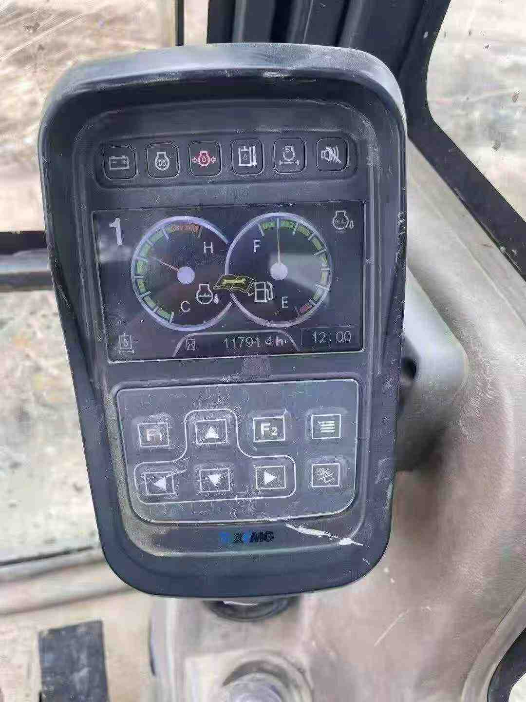 Buy XCMG XE75C Used Excavator / 9