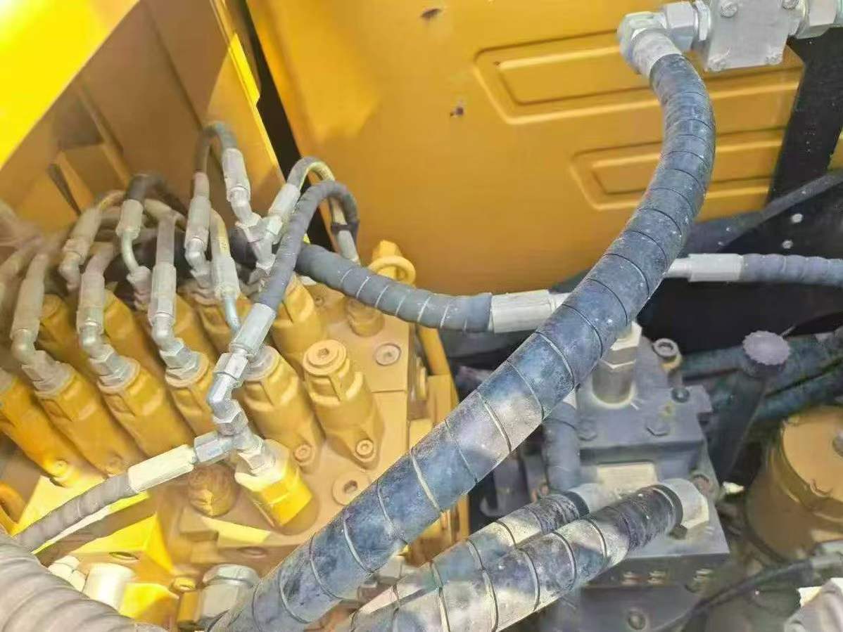 Buy Sany SY135 Used Excavator / 4