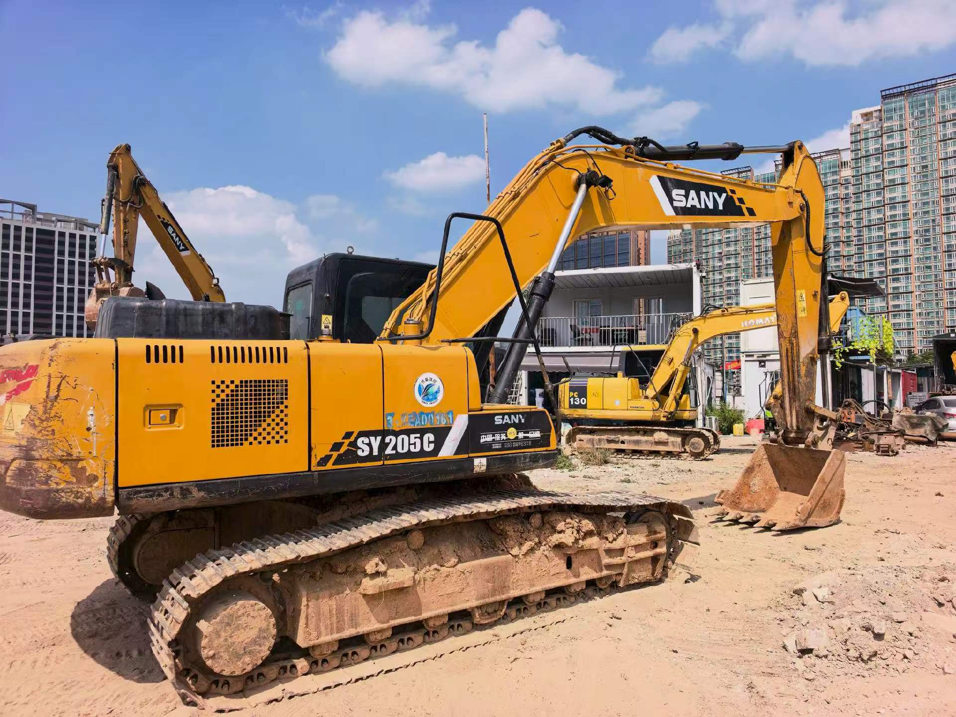 Buy Sany SY205C Used Excavator / 3