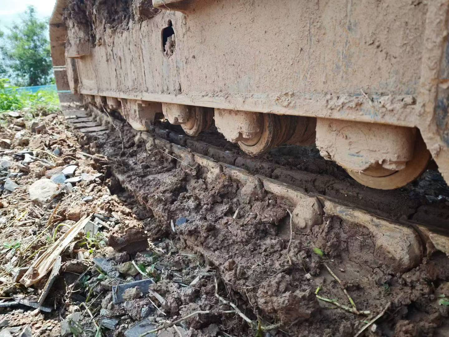 Buy XCMG XE135B Used Excavator / 4
