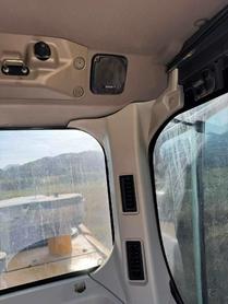 Buy Kobelco SK200-10 Used Excavator / 3 Buy Kobelco SK200-10 Used Excavator / 3