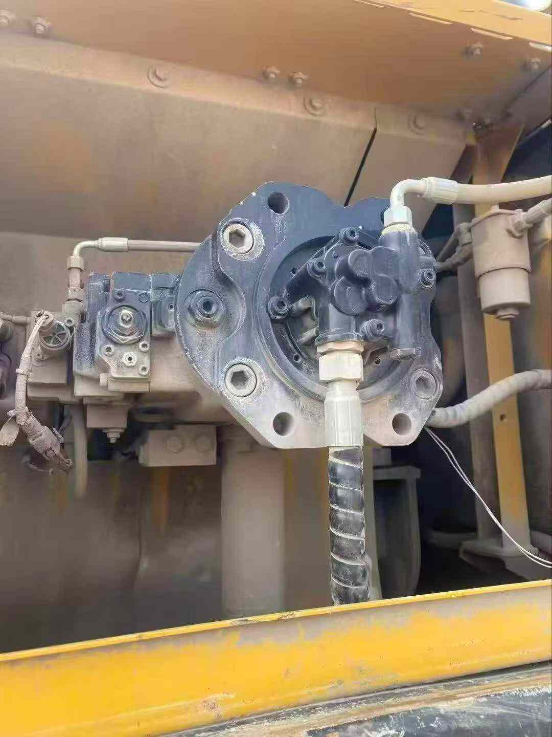 Buy Sany SY285C Used Excavator / 2